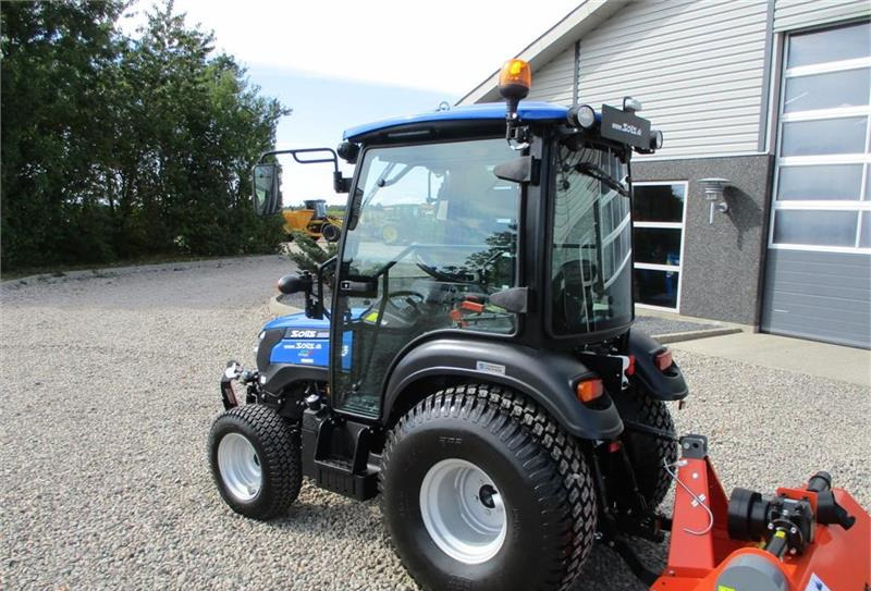 Farm tractor Solis 26 HST Med kabine, Turf dæk og frontlift samt fron