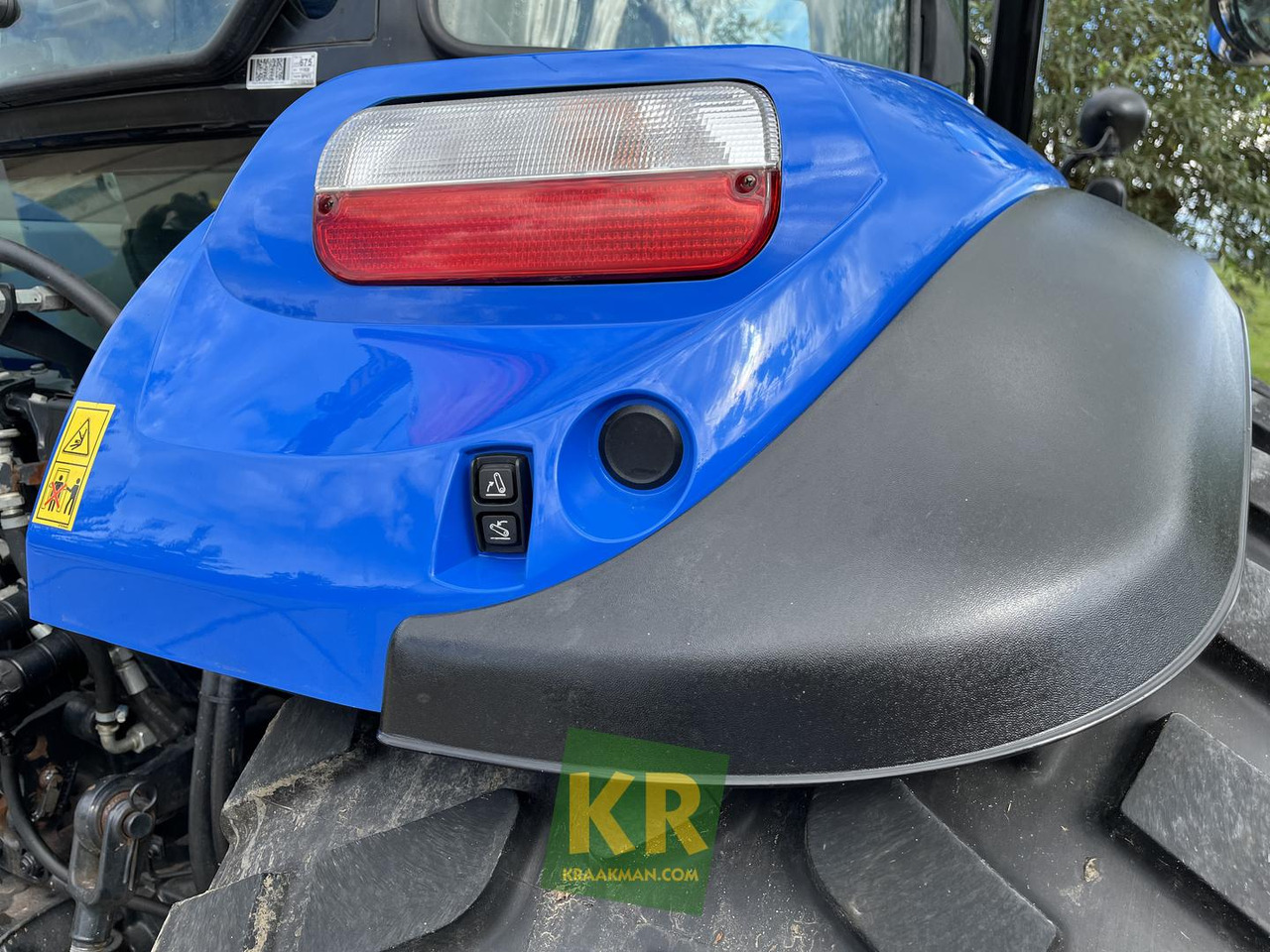 Farm tractor T5.95 New Holland