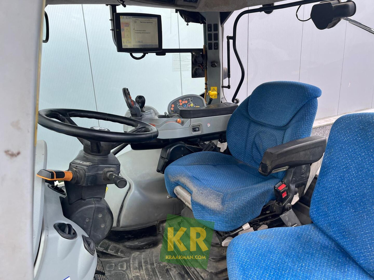 Farm tractor T6.160 New Holland