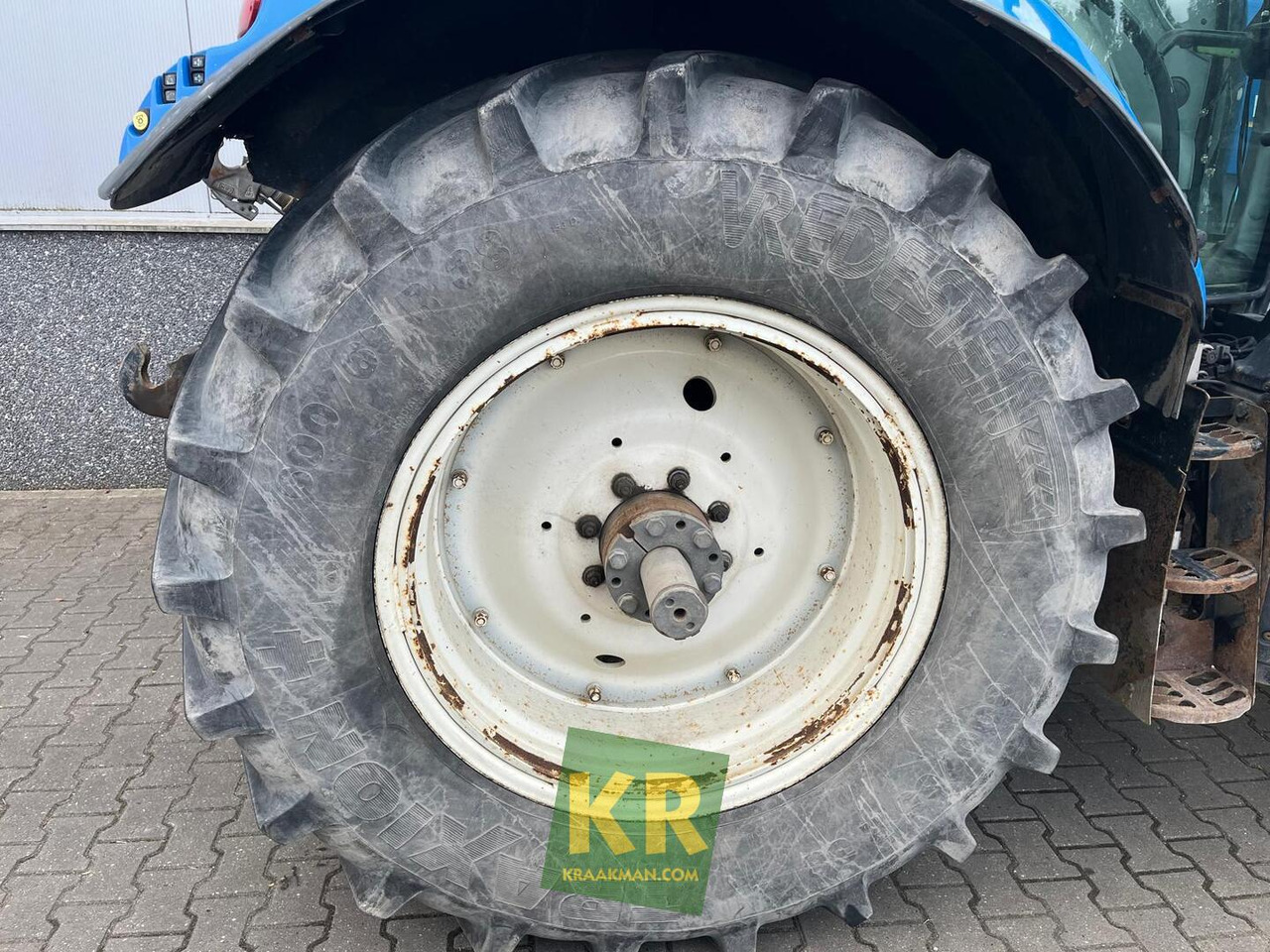 Farm tractor T6.160 New Holland