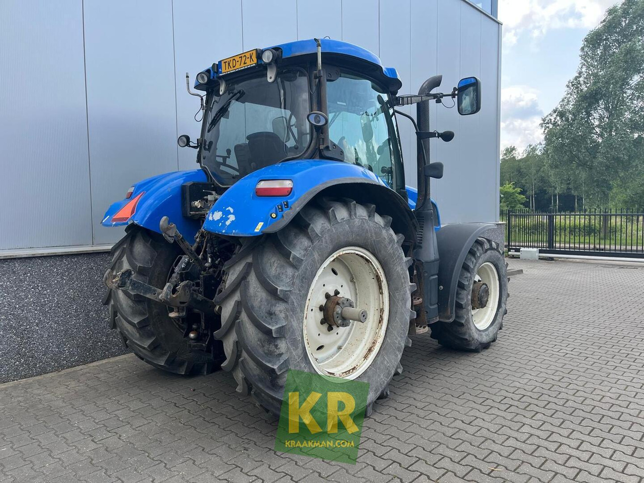 Farm tractor T6.160 New Holland