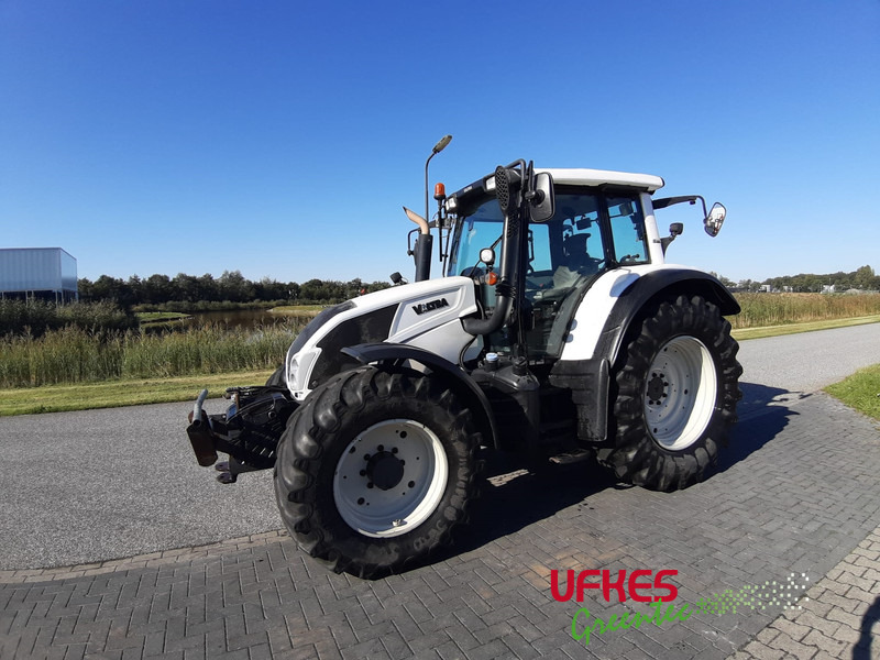 Farm tractor Valtra N143 Direct TwinTrac