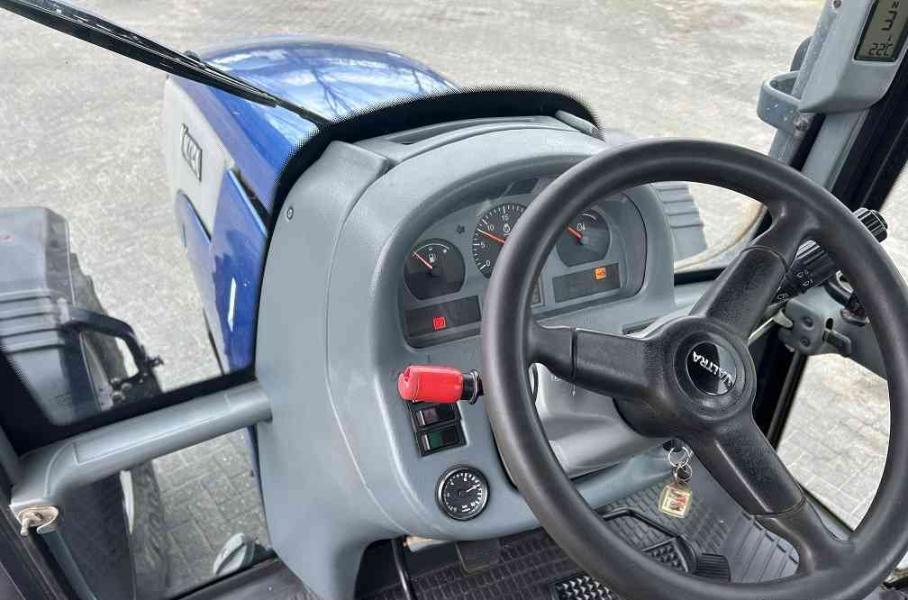 Farm tractor Valtra T130
