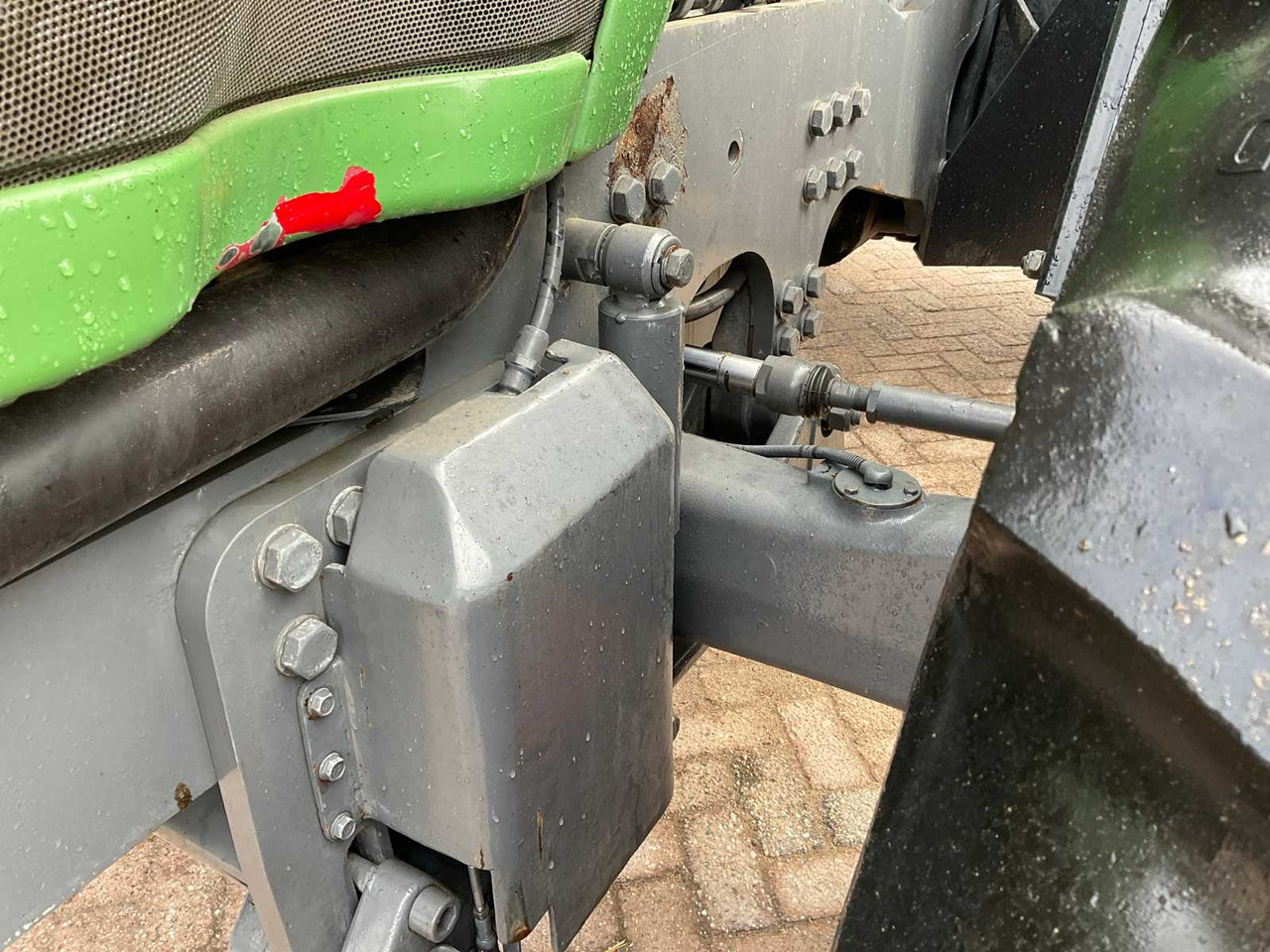 Farm tractor Valtra T163e