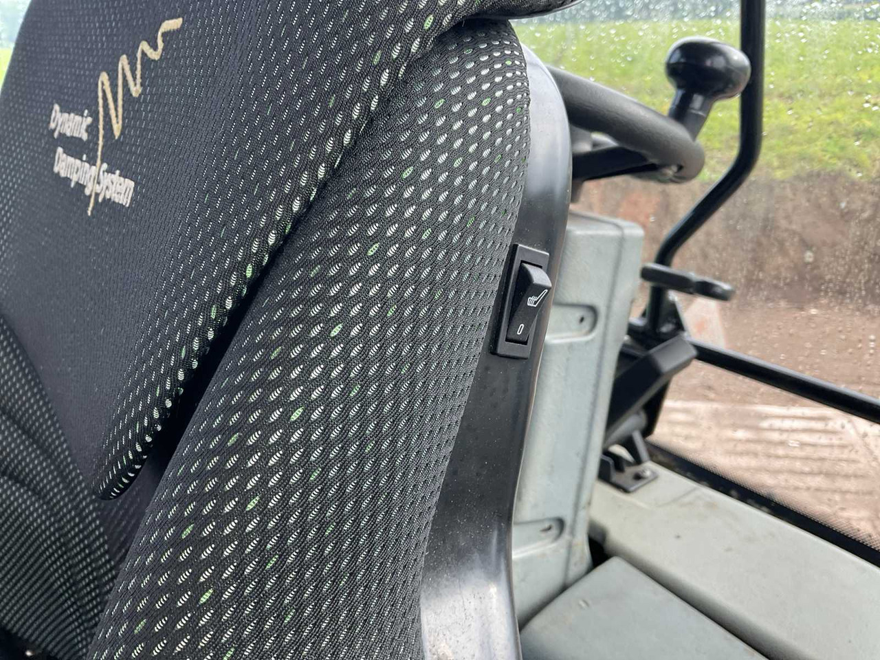 Farm tractor Valtra T163e