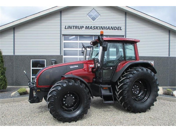 Farm tractor Valtra T180 Affejederet foraksel og frontlift. JUBILÆUMS- 