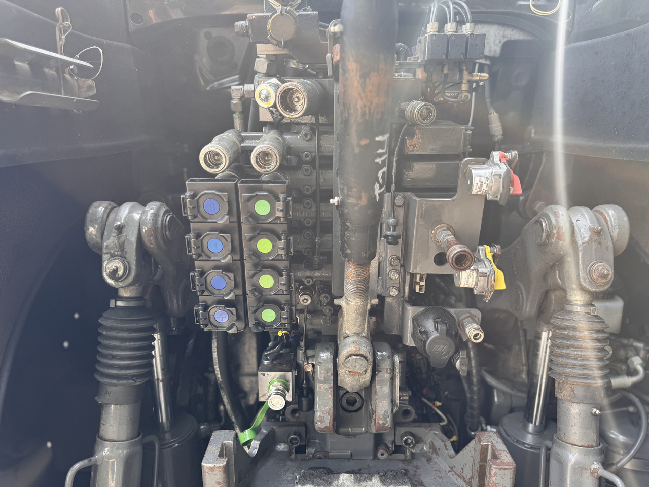 Farm tractor Valtra T214 Direct