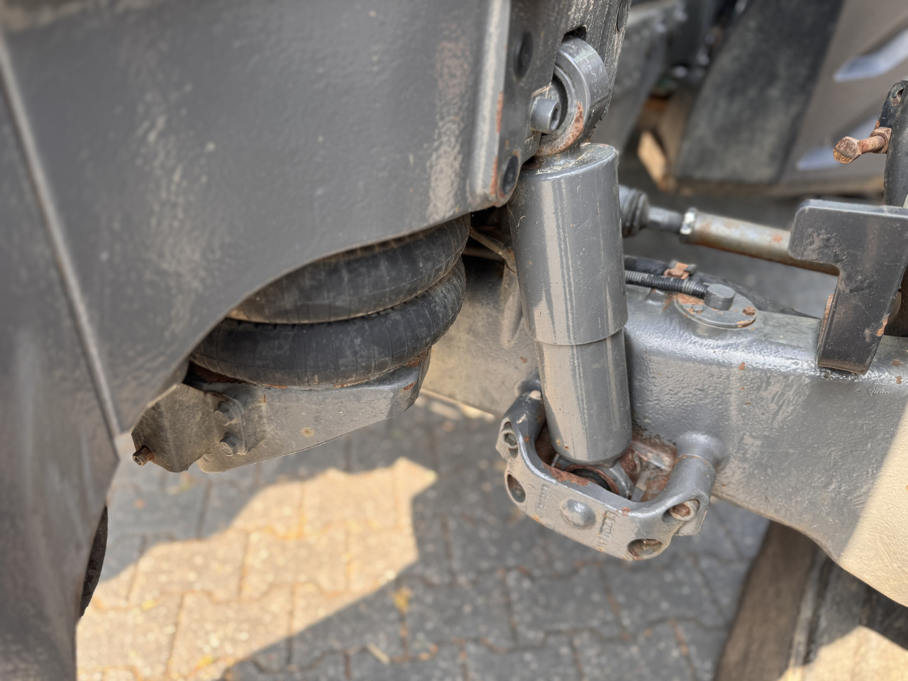 Farm tractor Valtra T214 Direct