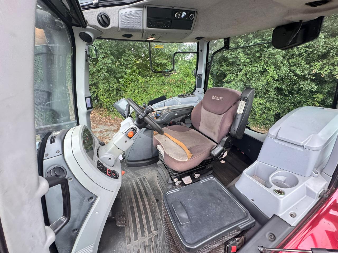 Farm tractor Valtra T234 Direct