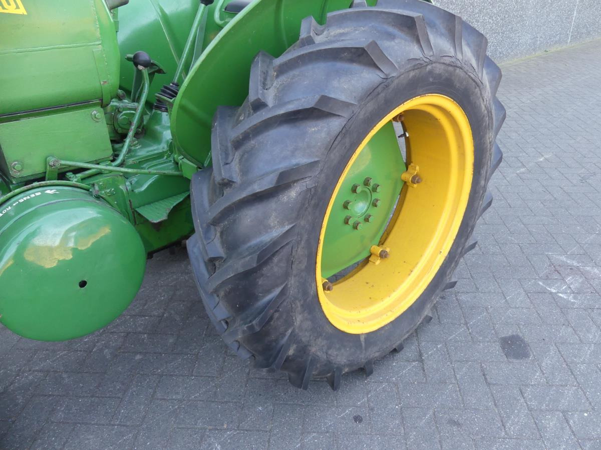 Farm tractor Vierzon 201