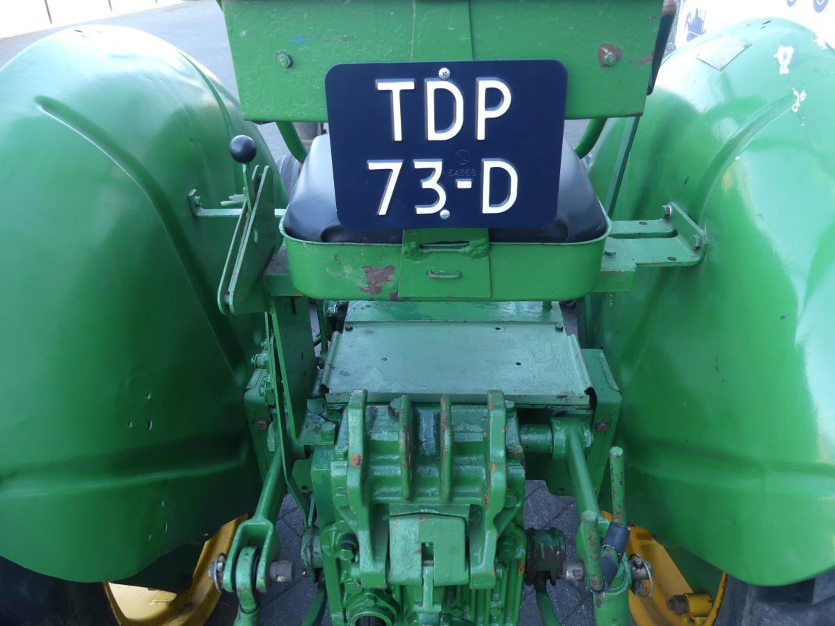 Farm tractor Vierzon 201