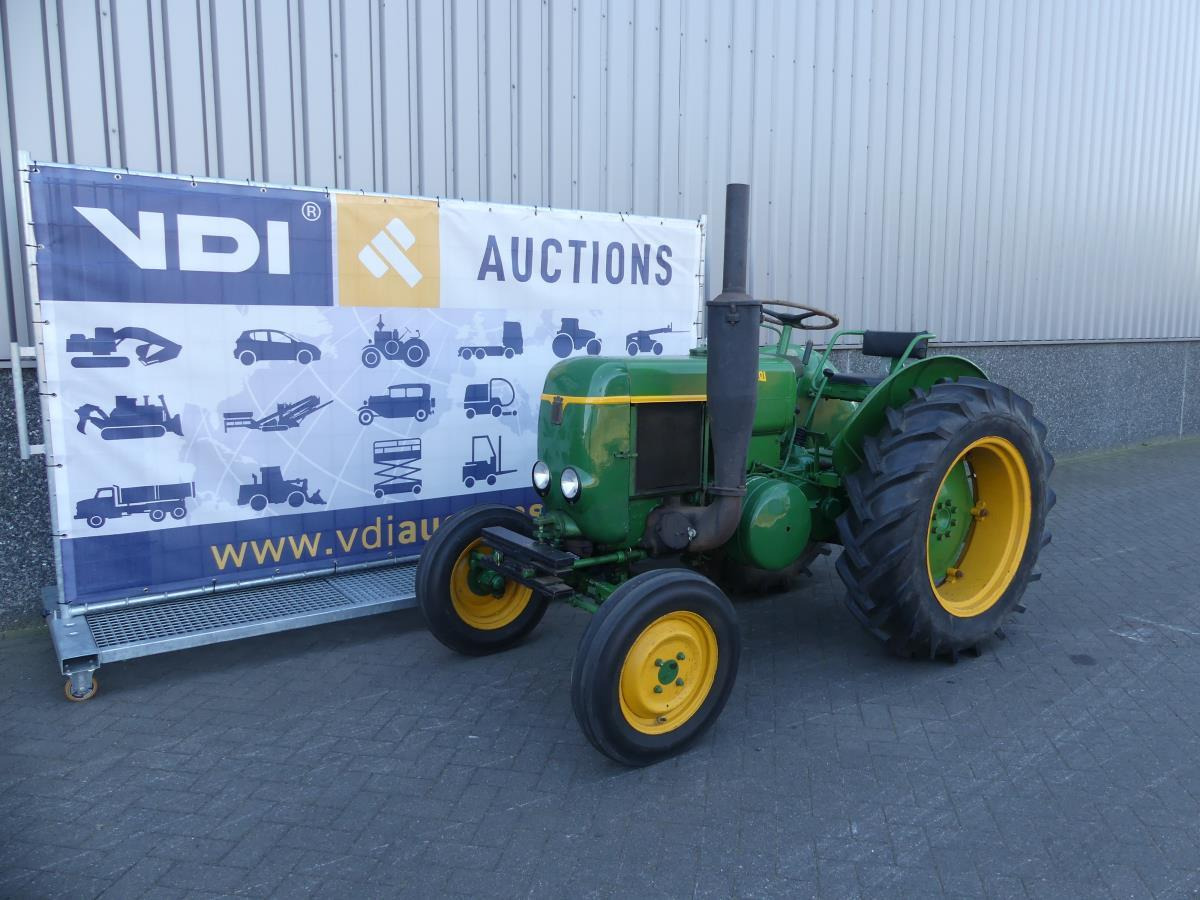 Farm tractor Vierzon 201