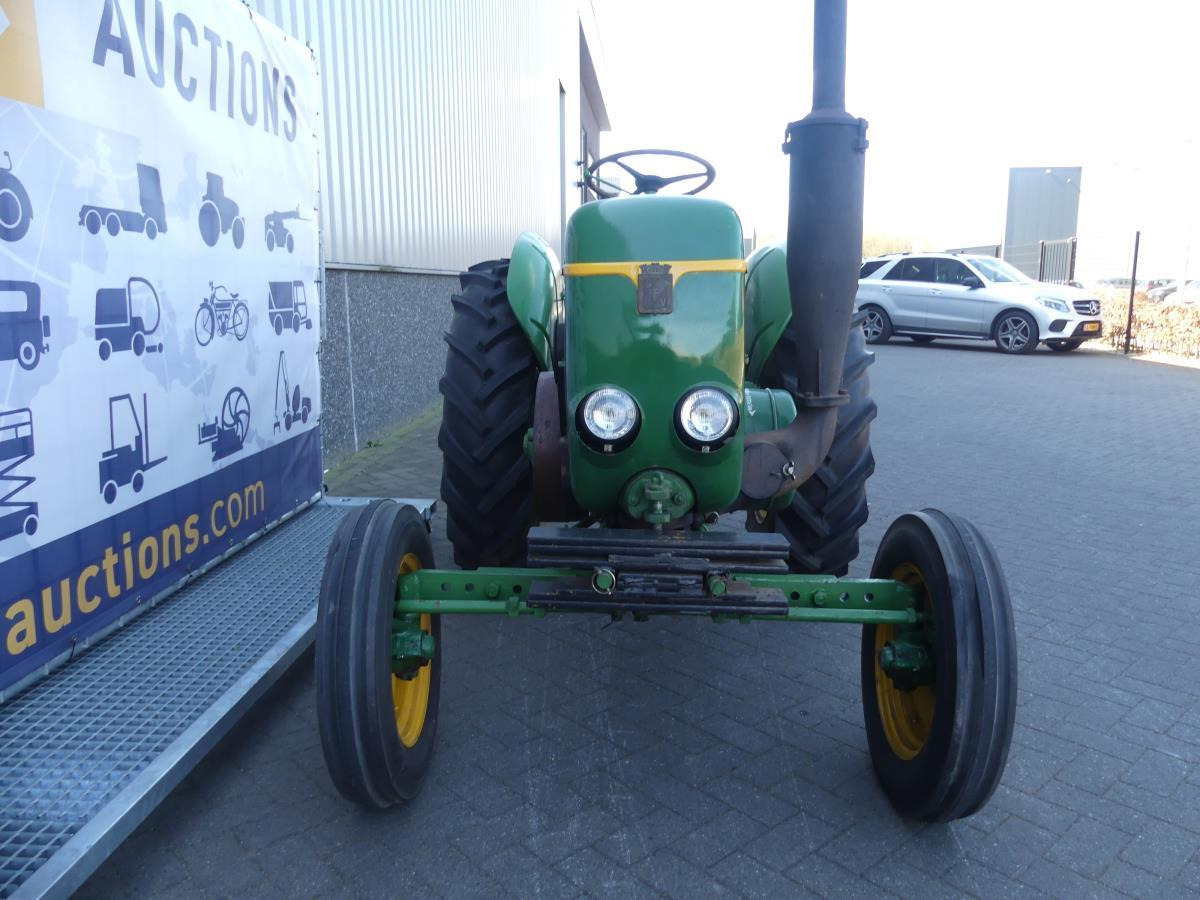 Farm tractor Vierzon 201