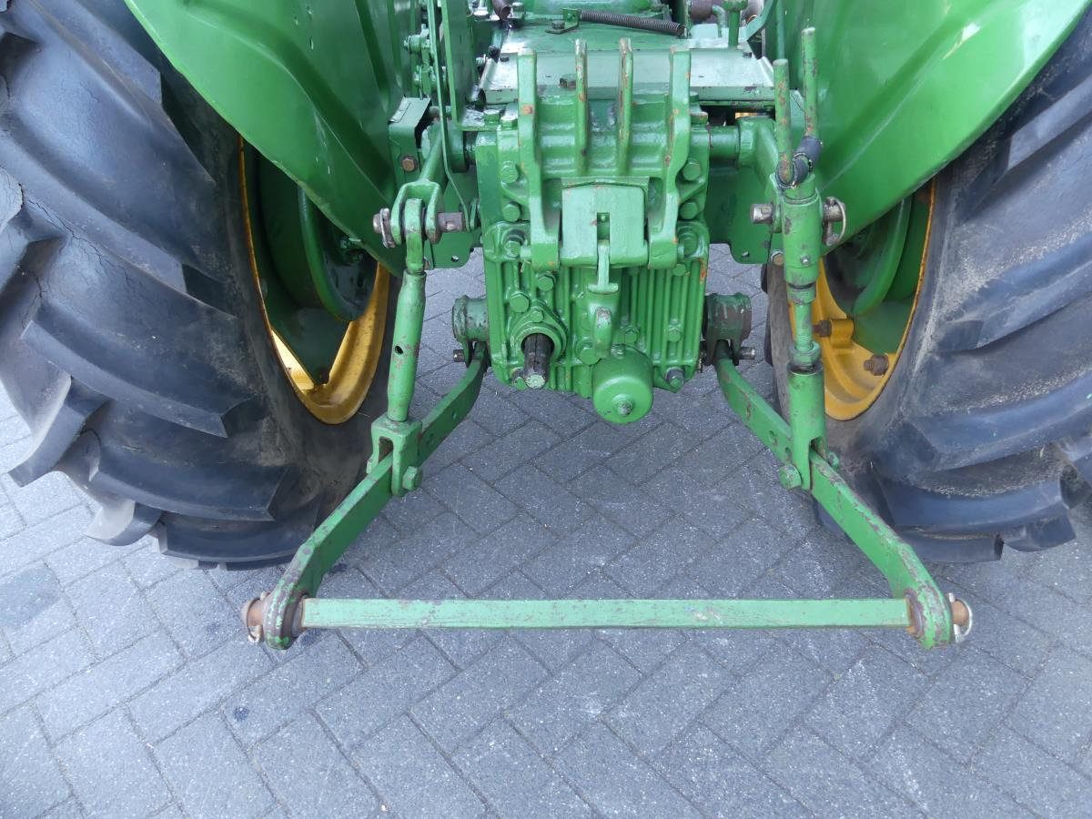 Farm tractor Vierzon 201