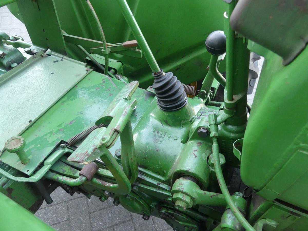 Farm tractor Vierzon 201
