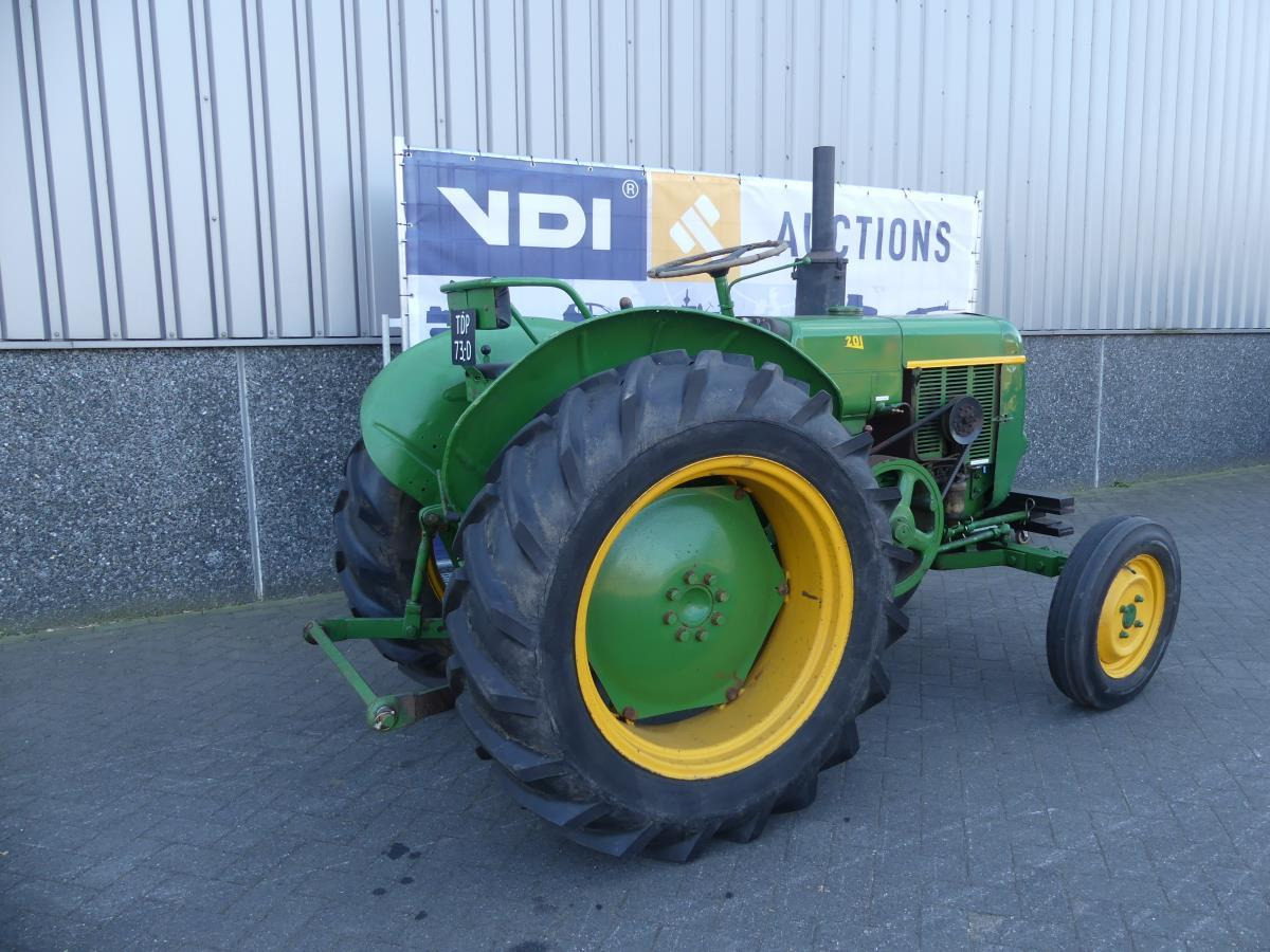 Farm tractor Vierzon 201