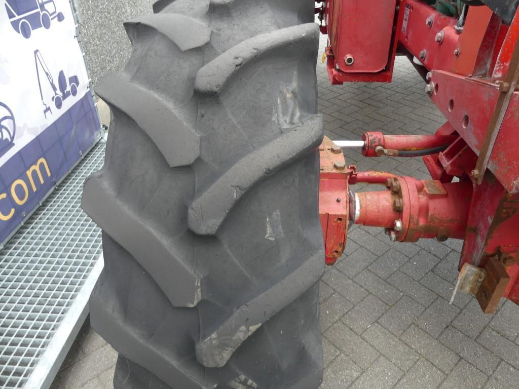 Farm tractor Volvo BM 2654