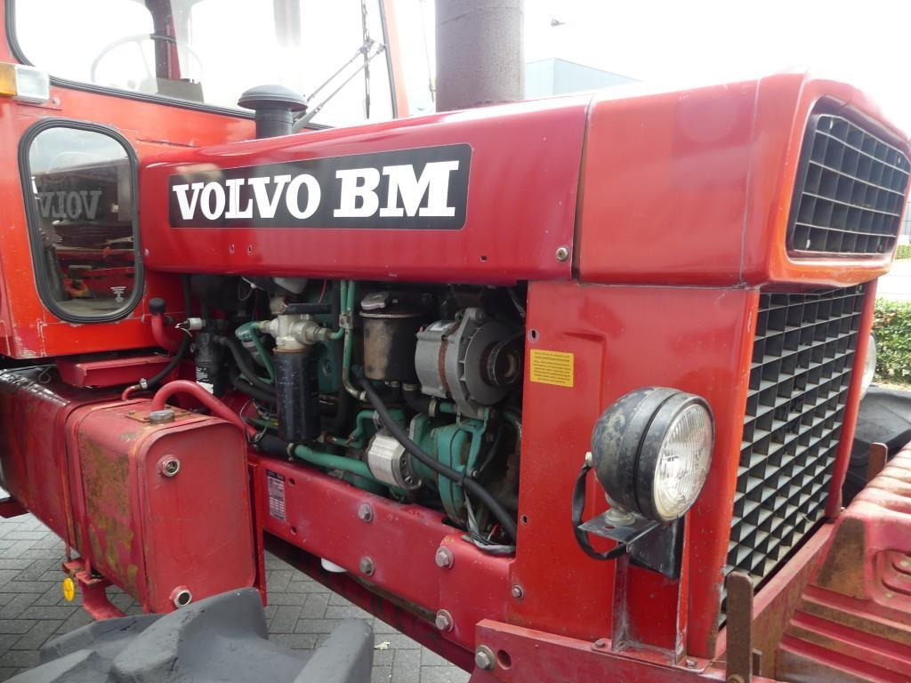 Farm tractor Volvo BM 2654
