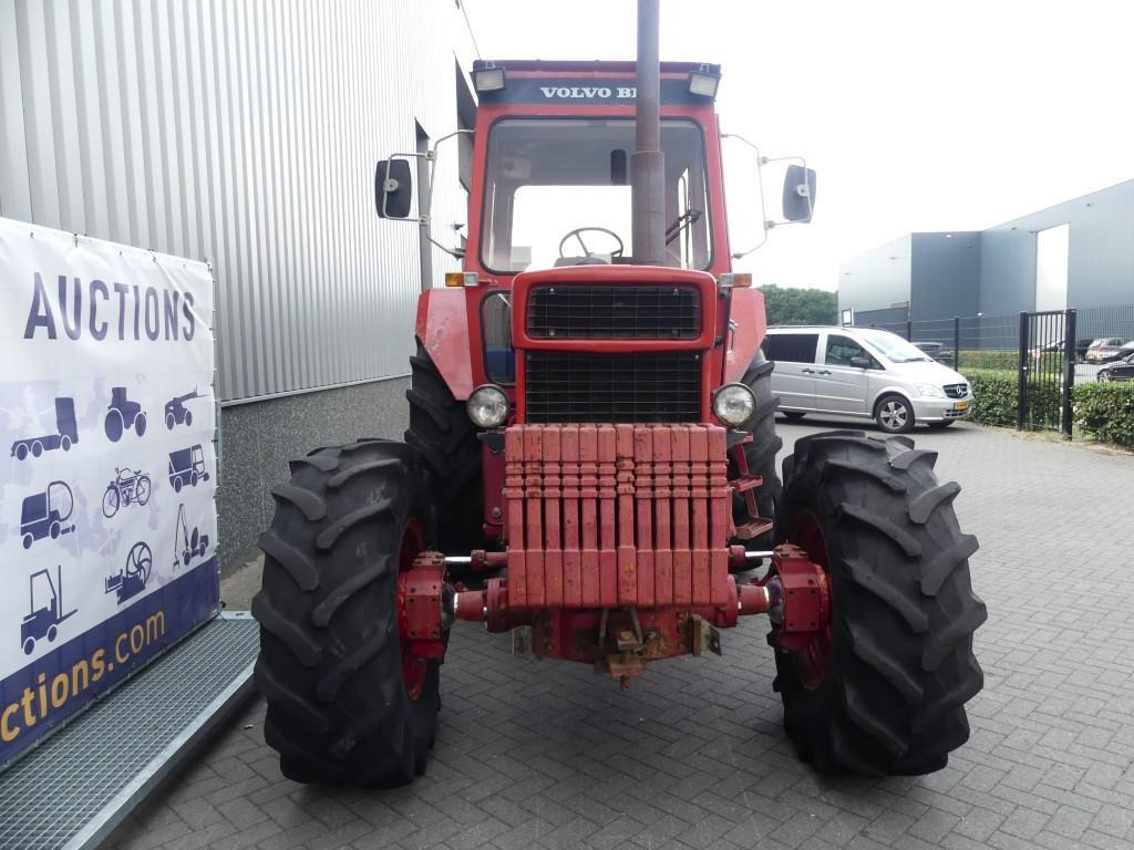 Farm tractor Volvo BM 2654