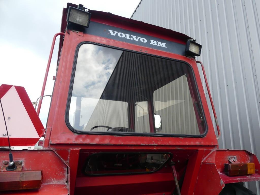 Farm tractor Volvo BM 2654