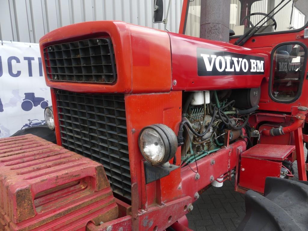 Farm tractor Volvo BM 2654