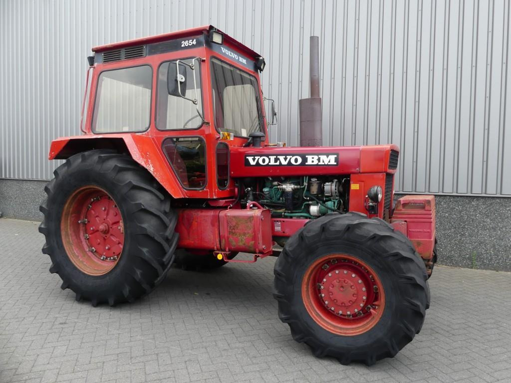 Farm tractor Volvo BM 2654
