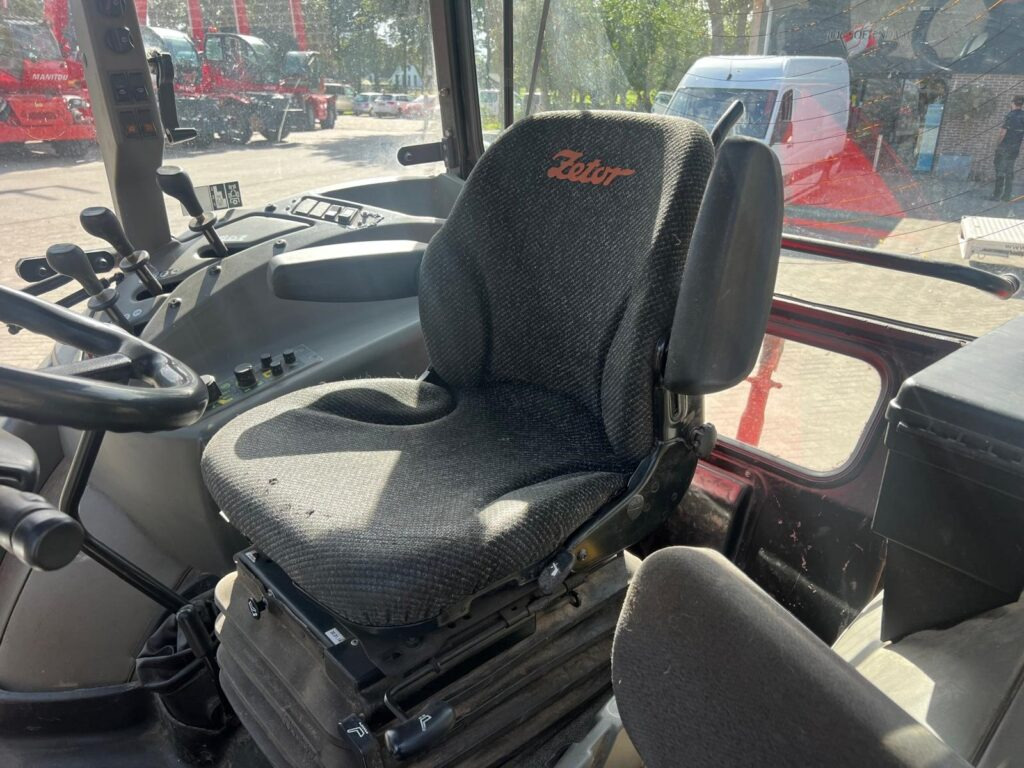 Farm tractor ZETOR Proxima 90 Power