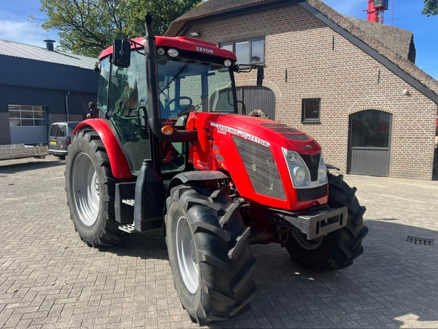 Farm tractor ZETOR Proxima 90 Power