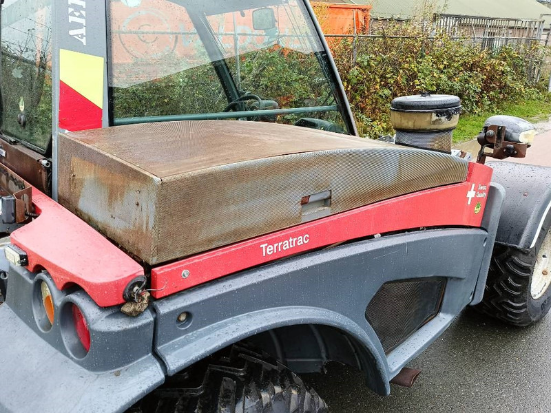 Farm trailer Aebi TT280 werktuigdrager maaier laag zwaartepunt