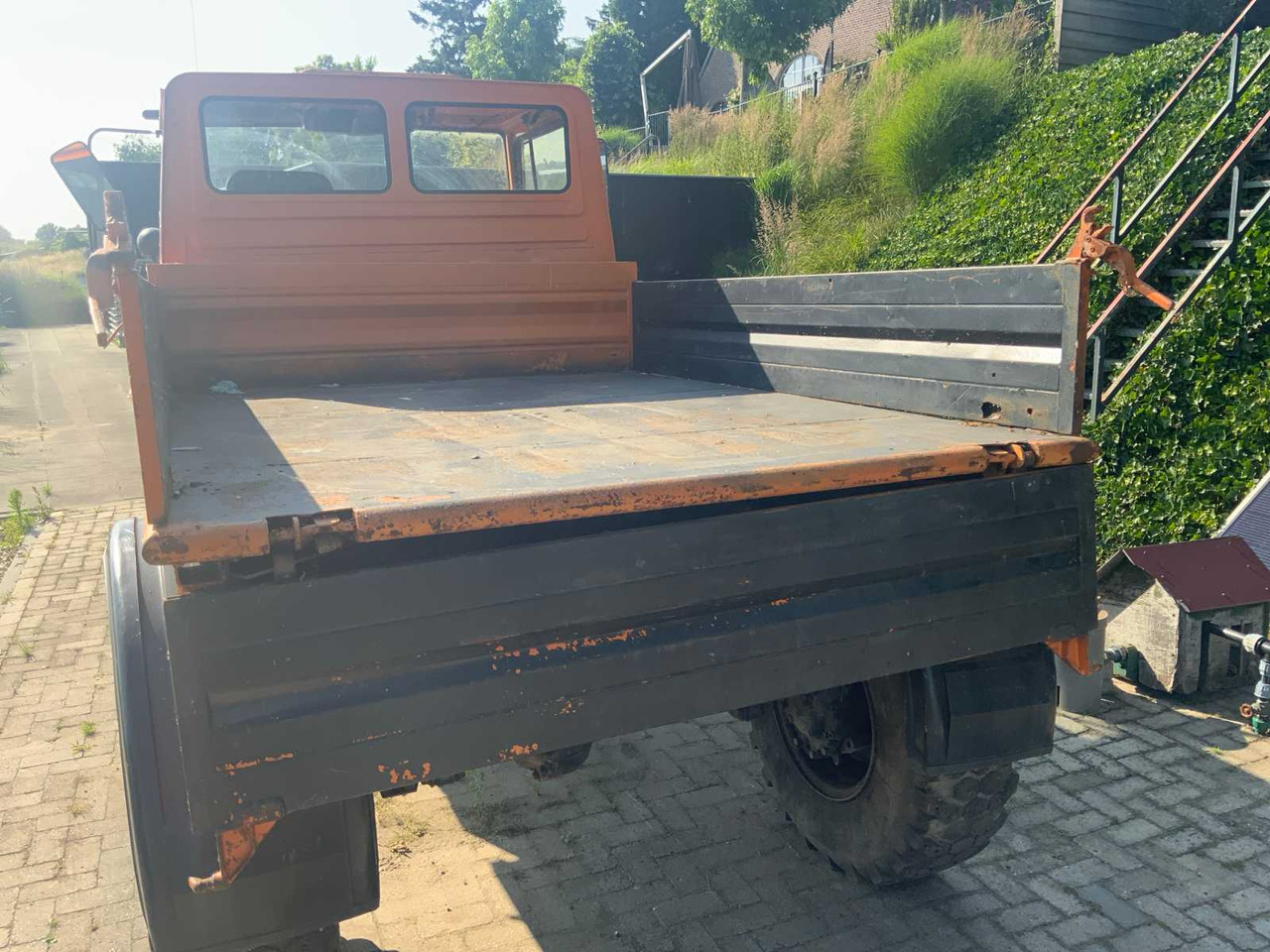 Farm trailer Mercedes U1650