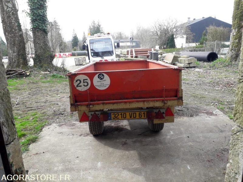 Farm trailer Remorque agricole Devès