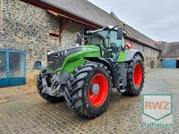 Farm tractor Fendt 1046 Vario S4: picture 1