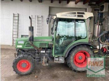 Farm tractor Fendt 208v: picture 1