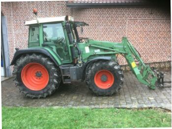 Farm tractor Fendt 412 VARIO: picture 1