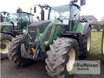 Farm tractor Fendt 724 Vario S4 ProfiPlus: picture 1