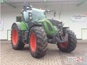Farm tractor Fendt 724 v s4 profi plus: picture 1