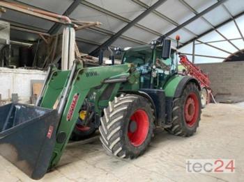 Farm tractor Fendt 724 vario scr: picture 1