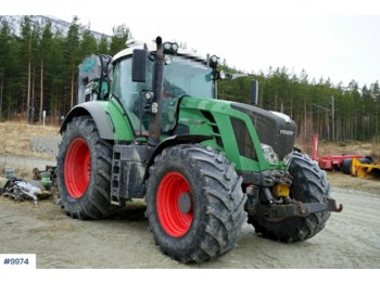 Farm tractor Fendt 828: picture 1
