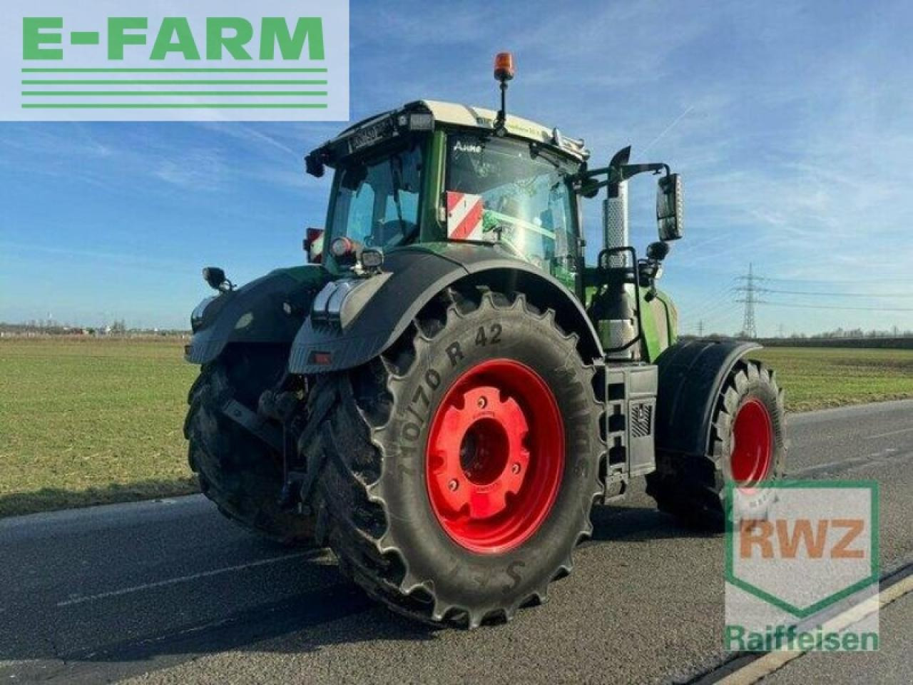 Farm tractor Fendt 828 vario s4: picture 7