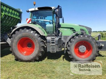 Farm tractor Fendt 930 Com3: picture 1