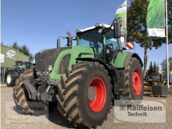 Farm tractor Fendt 933 vario scr profi plus: picture 1