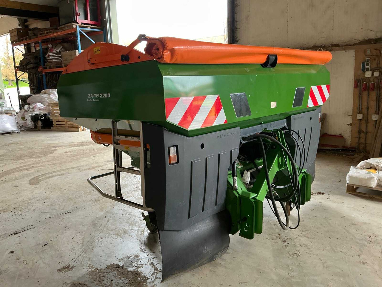 Fertilizer spreader Amazone ZA-TS 3200