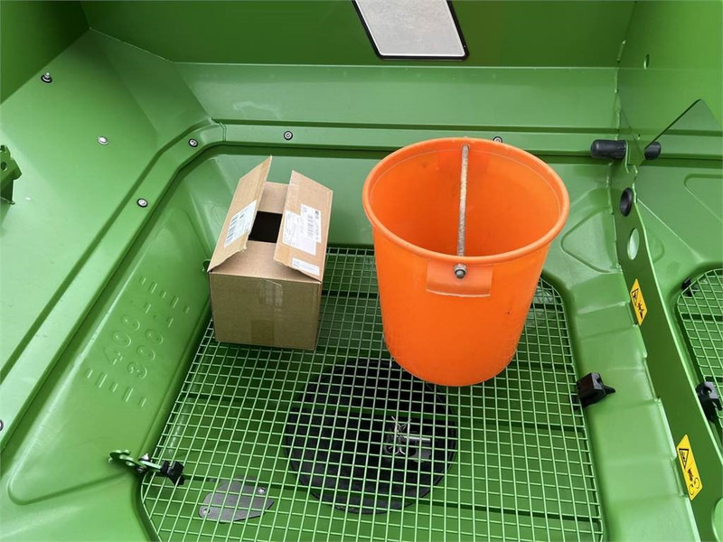 Fertilizer spreader Amazone ZA-V 3200