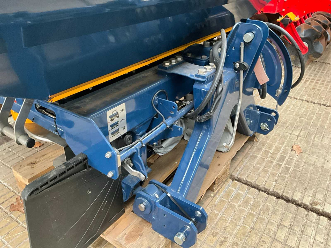 Fertilizer spreader BogBalle L15W I