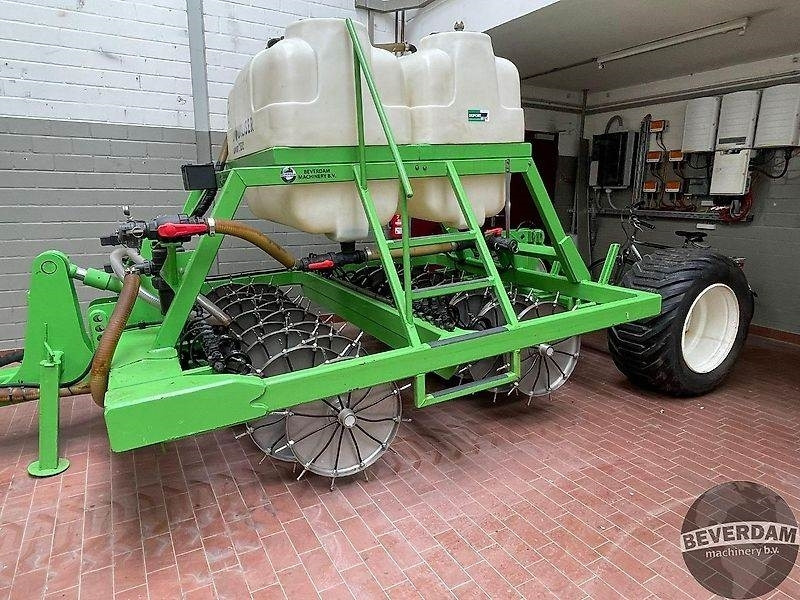 Fertilizer spreader Duport Liquidliser 2.5M
