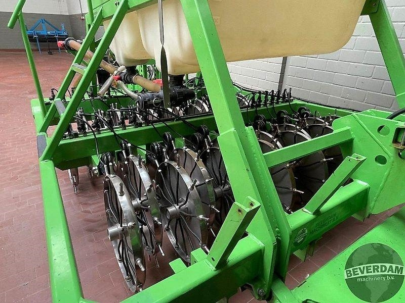 Fertilizer spreader Duport Liquidliser 2.5M