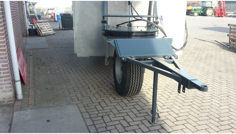 Fertilizer spreader Mestcontainer met neuswiel