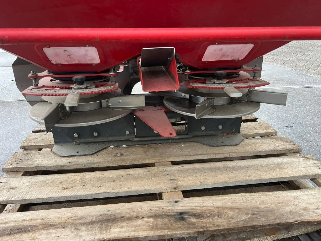 Fertilizer spreader Vicon ROC 900 kunstmeststrooier