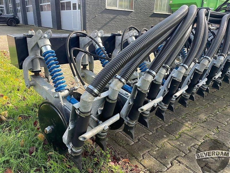 Fertilizing equipment Duport All Track Profi DW9452