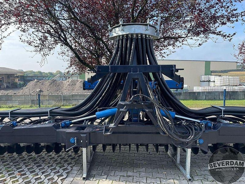 Fertilizing equipment Duport All Track Profi DW9452